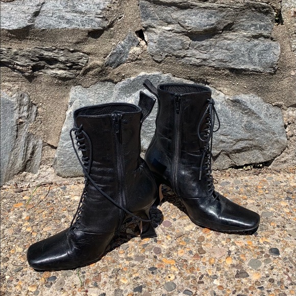 Sold - Picture 5 of 8